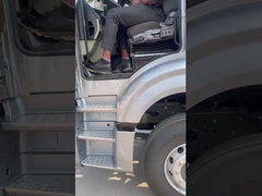 کامیون تراکتور Howo